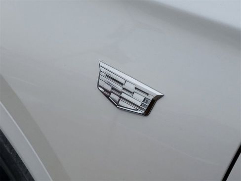 Used 2021 Cadillac XT6 Premium Luxury image 8