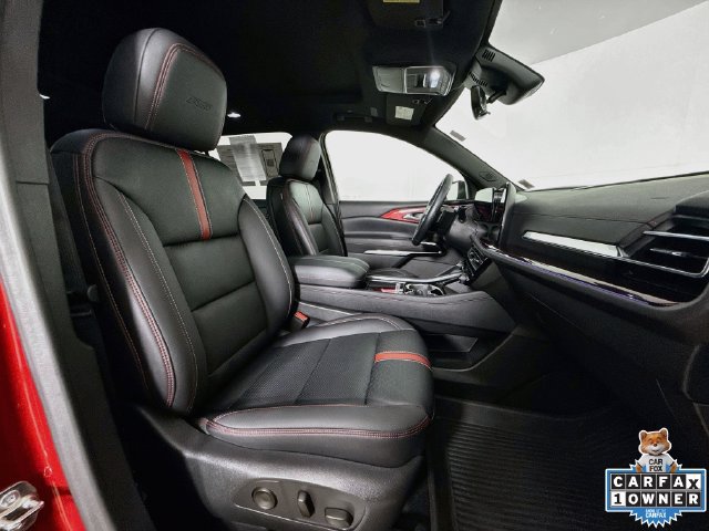 Used 2024 Chevrolet Traverse RS AWD/4WD image 32