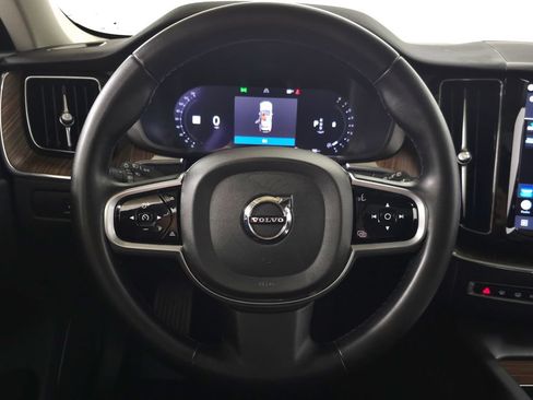 Used 2023 Volvo XC60 B5 Plus w/ Climate Package AWD/4WD image 21