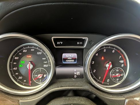 Used 2017 Mercedes-Benz GLS 450 4MATIC image 29