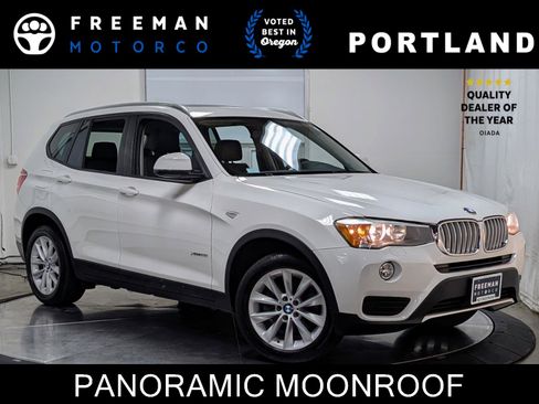 Used 2017 BMW X3 xDrive28i image 1