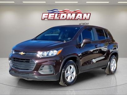 Used 2022 Chevrolet Trax LS w/ Tint and Cruise Package