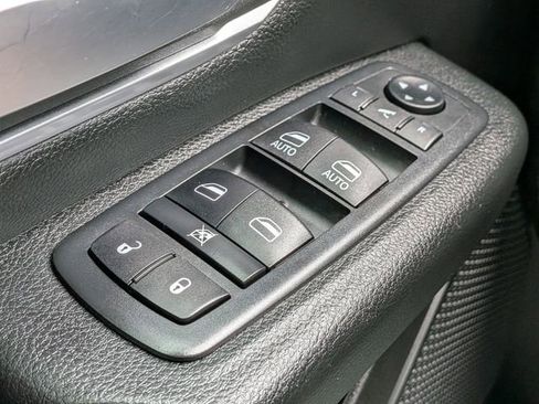 Used 2020 RAM 1500 Big Horn RWD image 26
