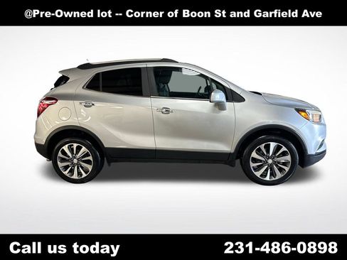 Used 2022 Buick Encore Preferred w/ Safety Package AWD/4WD image 6