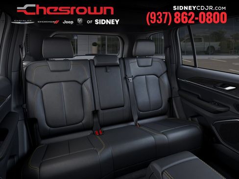 New 2026 Jeep Grand Cherokee Limited AWD/4WD image 15