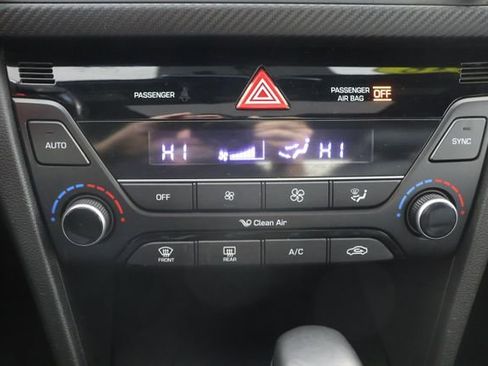 Used 2018 Hyundai Elantra Sport w/ Sport Premium Package 03 FWD image 15