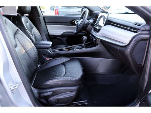 Used 2025 Jeep Compass Limited AWD/4WD image 18