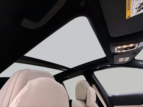 Certified 2025 Mercedes-Benz GLE 450e 4MATIC image 14