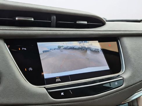 Used 2022 Cadillac XT5 Premium Luxury FWD image 18