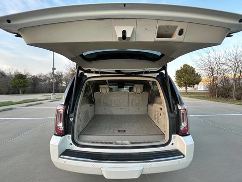 Used 2015 GMC Yukon XL Denali w/ Open Road Package image 10