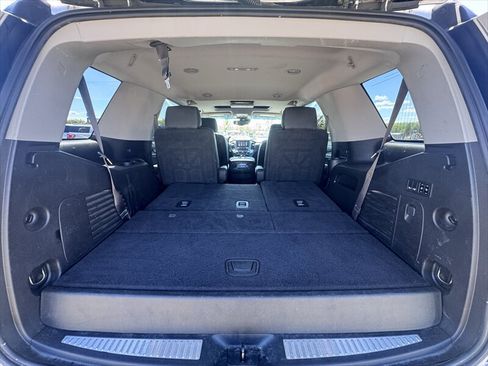 Used 2017 Chevrolet Tahoe Premier AWD/4WD image 10