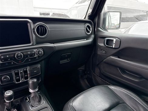 Used 2023 Jeep Wrangler Unlimited Sahara w/ Cold Weather Group image 24