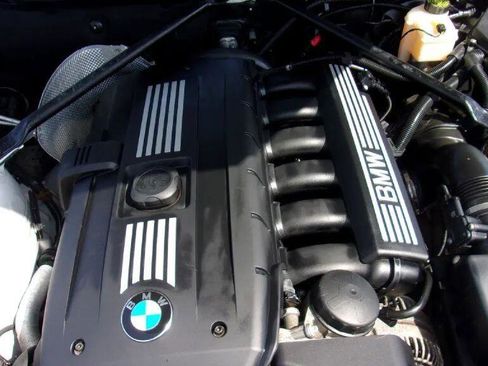 Used 2007 BMW Z4 3.0i image 12