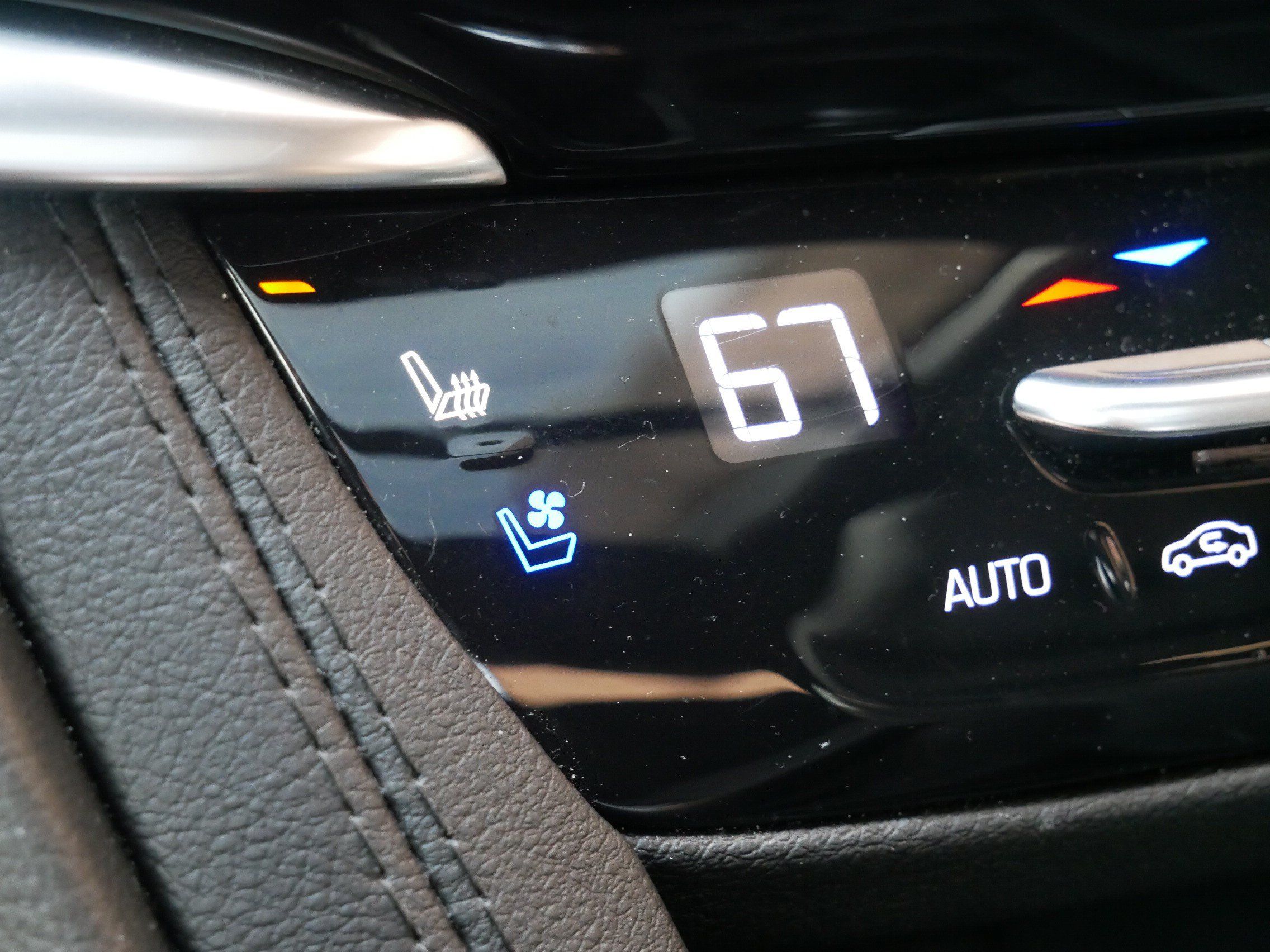 Used 2024 Cadillac XT6 Sport w/ LPO, ONYX Package AWD/4WD image 20