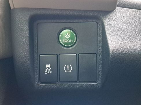 Used 2017 Honda HR-V EX image 23