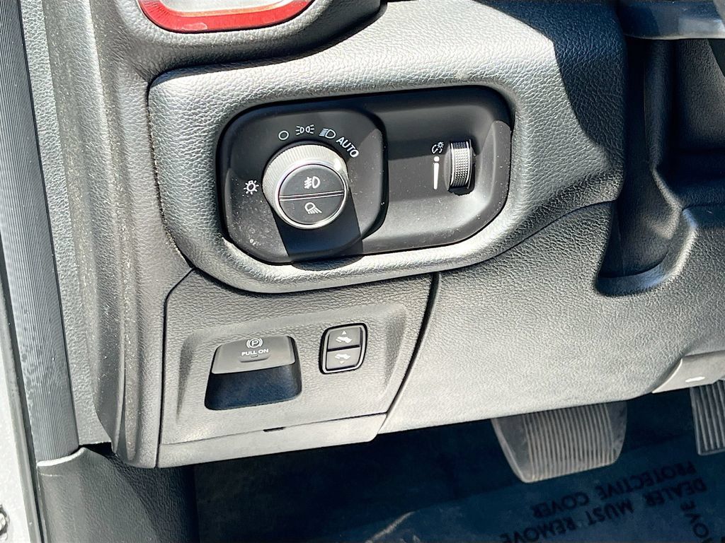 Used 2020 RAM 1500 Rebel w/ Rebel Level 1 Equipment Group AWD/4WD image 10