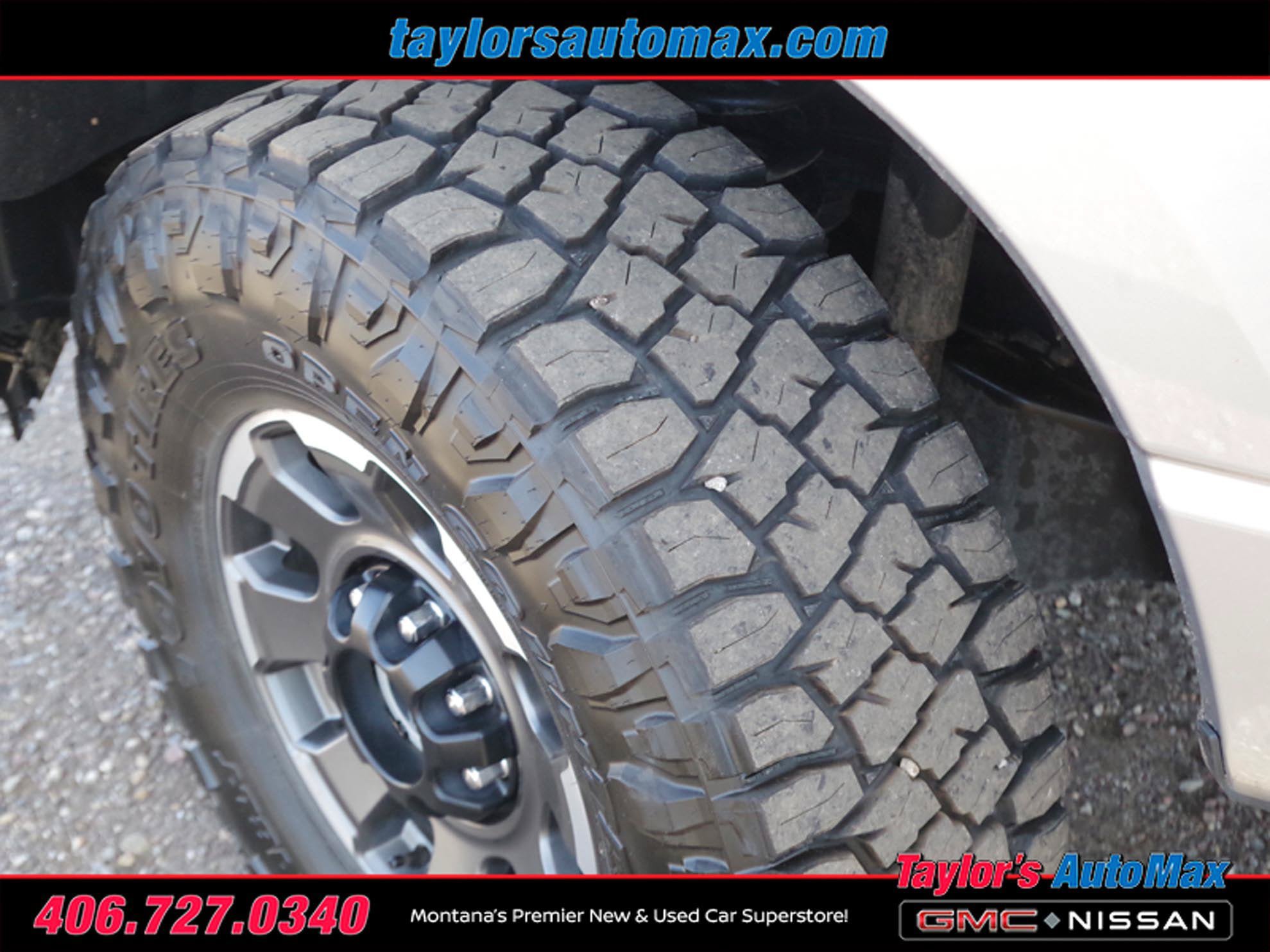 Used 2023 Ford F250 Lariat w/ Tremor Off-Road Package AWD/4WD image 40