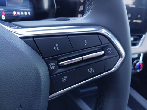 New 2026 Chevrolet Equinox ACTIV w/ Convenience Package III image 32