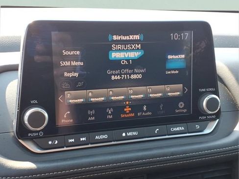 Used 2024 Nissan Rogue S FWD image 6