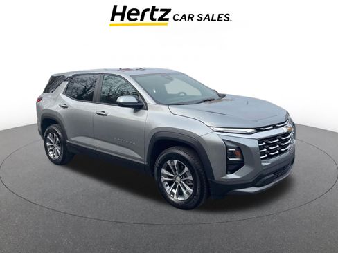 Used 2025 Chevrolet Equinox LT image 1