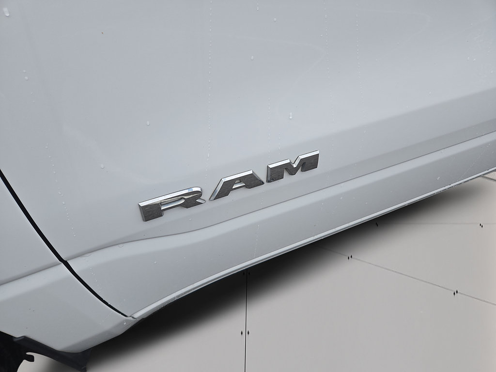 Used 2023 RAM 1500 Laramie AWD/4WD image 41