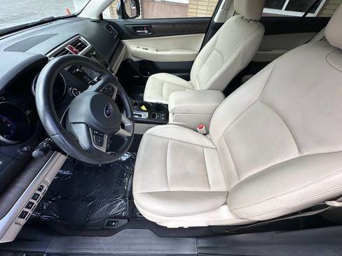 Used 2016 Subaru Outback 3.6R Limited image 23