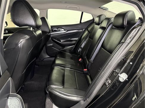 Used 2023 Nissan Maxima SV w/ Floor Mat Group image 14