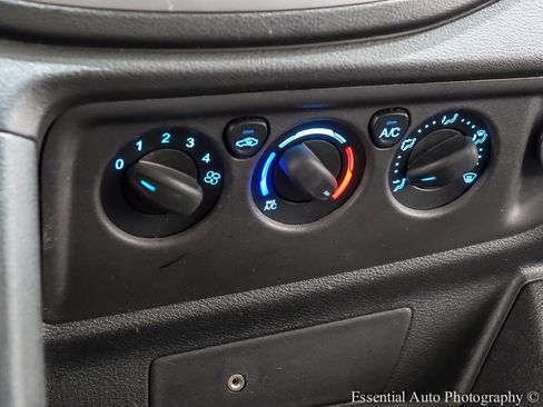 Used 2019 Ford Transit 350 XLT image 16