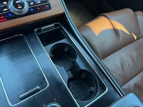 Used 2020 Lincoln Aviator Reserve w/ Equipment Group 202A image 23