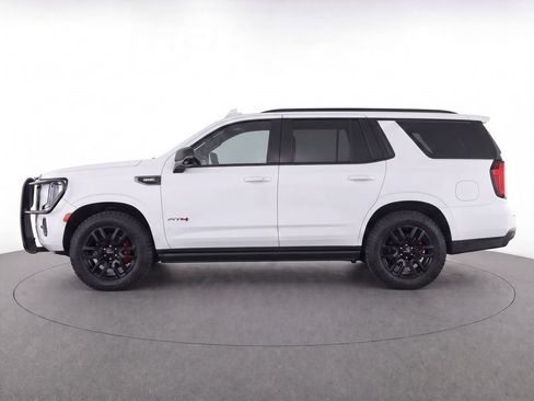 Used 2023 GMC Yukon AT4 w/ AT4 Premium Package AWD/4WD image 7