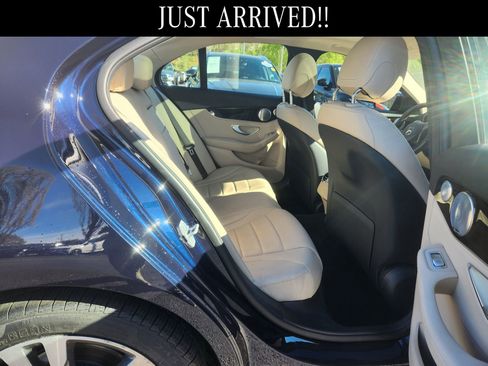 Certified 2016 Mercedes-Benz C 300 4MATIC Sedan image 10