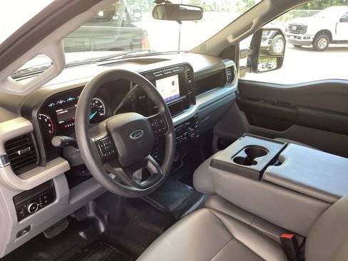 Used 2024 Ford F250 XL w/ FX4 Off-Road Package AWD/4WD image 31
