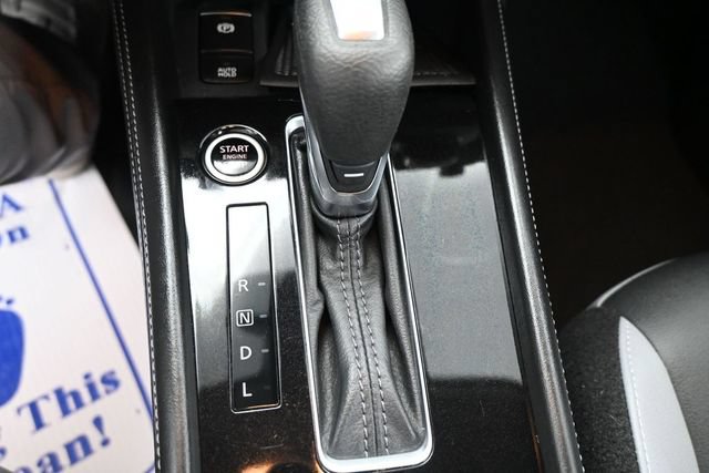 Used 2024 Nissan Kicks SR w/ SR Premium Package FWD image 33