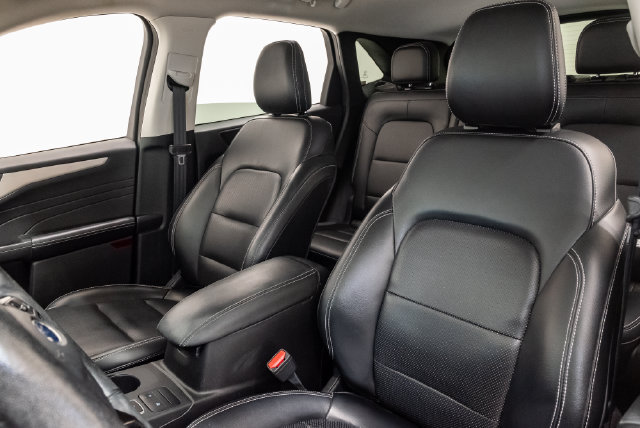Used 2021 Ford Escape SEL FWD image 9