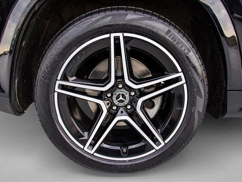 Certified 2023 Mercedes-Benz GLS 450 4MATIC image 9