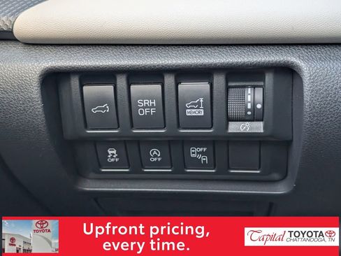 Used 2023 Subaru Forester Limited w/ Popular Package #3 image 25