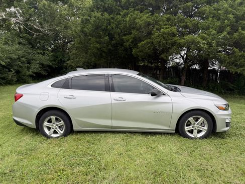 Used 2019 Chevrolet Malibu LS FWD image 6