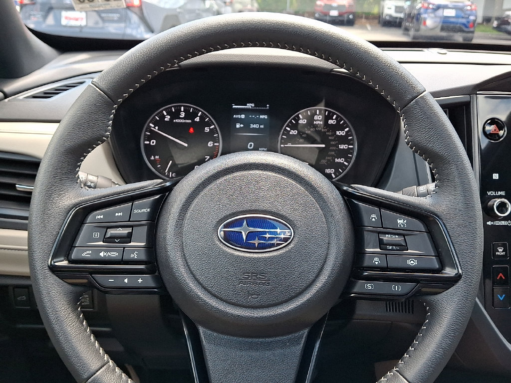 Used 2025 Subaru Forester Premium AWD/4WD image 20