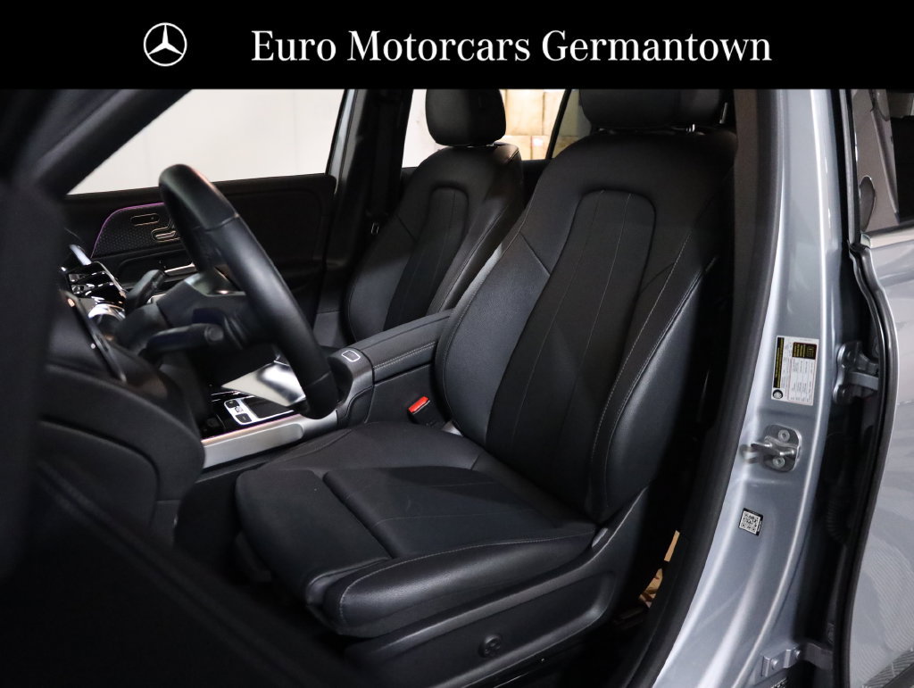 Used 2024 Mercedes-Benz EQB 300 4MATIC image 29