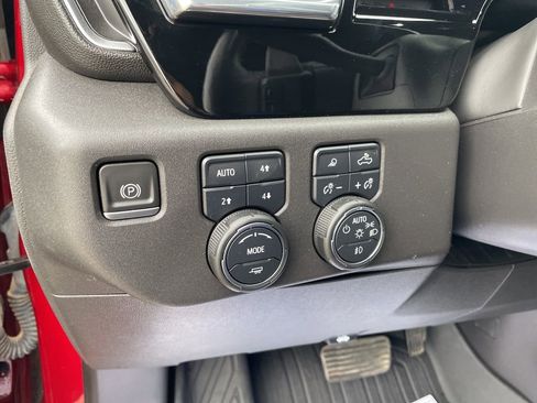 Used 2023 Chevrolet Silverado 1500 High Country image 22