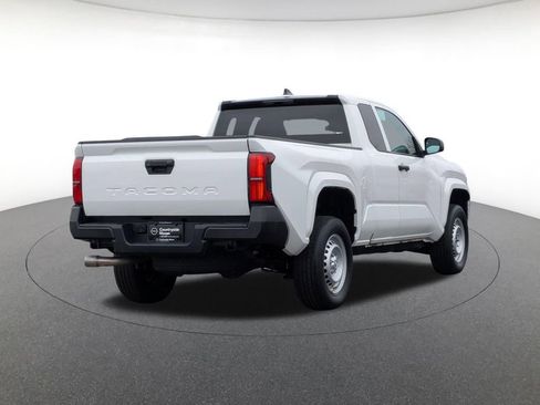 Used 2024 Toyota Tacoma SR image 5