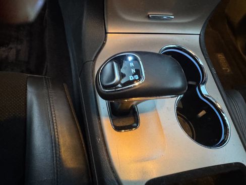 Used 2014 Jeep Grand Cherokee Altitude image 25