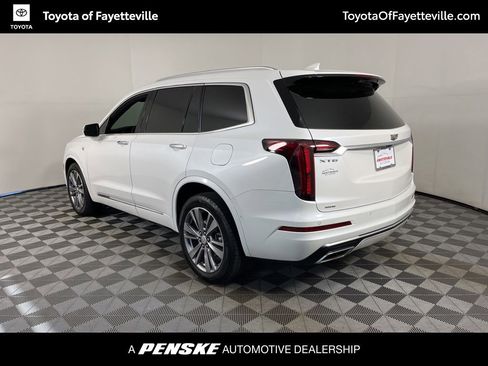 Used 2024 Cadillac XT6 Premium Luxury w/ Technology Package image 3