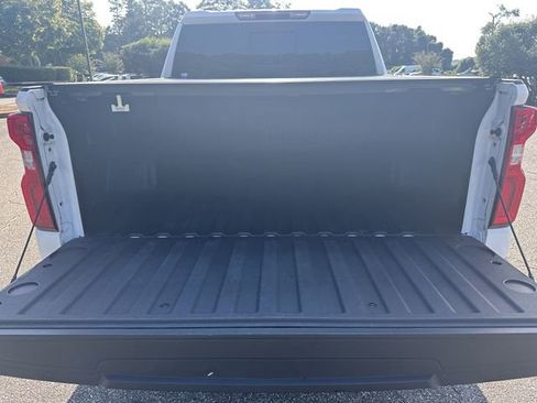 Used 2022 Chevrolet Silverado 1500 LT Trail Boss w/ LT Trail Boss Premium Package image 18