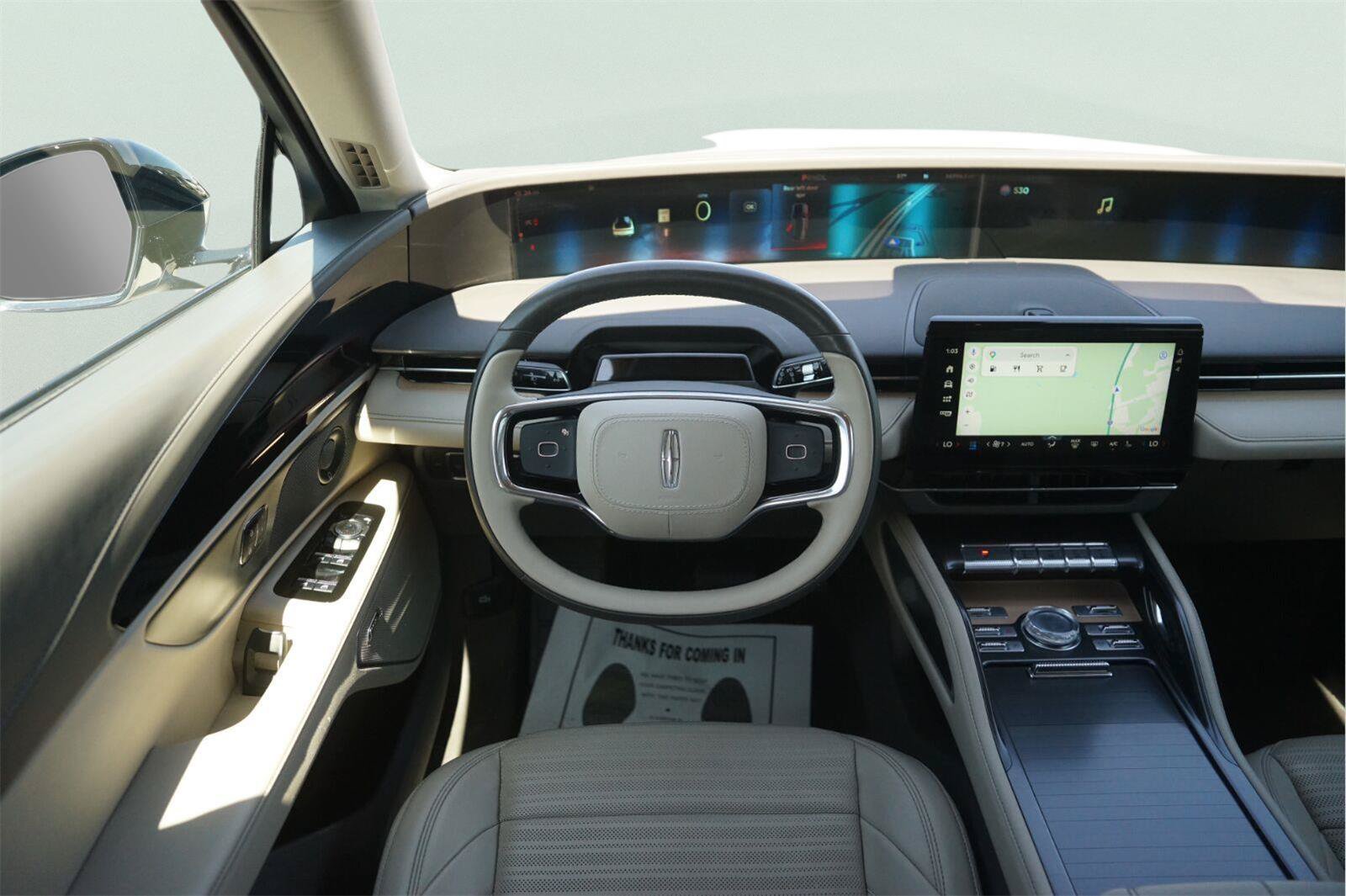 Used 2025 Lincoln Nautilus Reserve AWD/4WD image 22