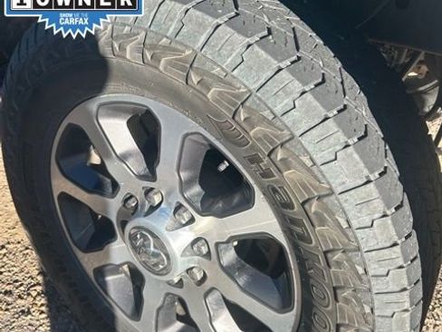 Used 2024 RAM 2500 Limited w/ Safety Group image 10