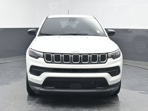 Used 2025 Jeep Compass Sport AWD/4WD image 11