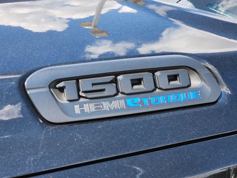 Used 2023 RAM 1500 Lone Star AWD/4WD image 13