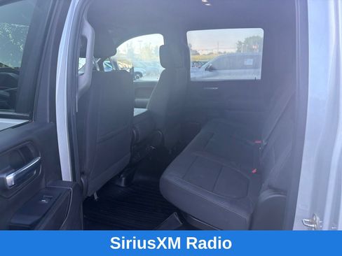 Used 2022 Chevrolet Silverado 2500 LT w/ Snow Plow Prep/Camper Package AWD/4WD image 18