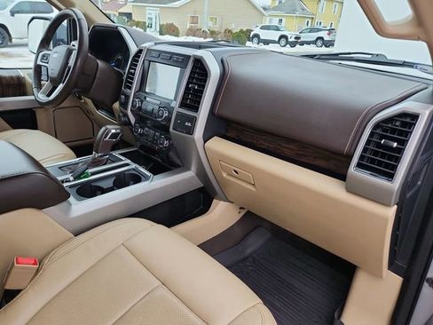 Used 2020 Ford F150 Lariat image 30